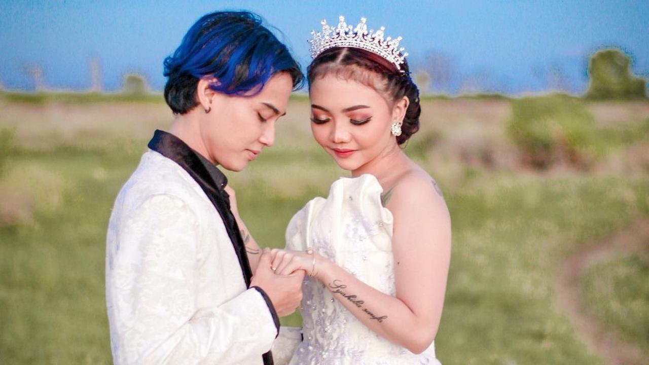 6 Potret Mesra Syahiba Saufa dan James Alodi, Bak Prewedding