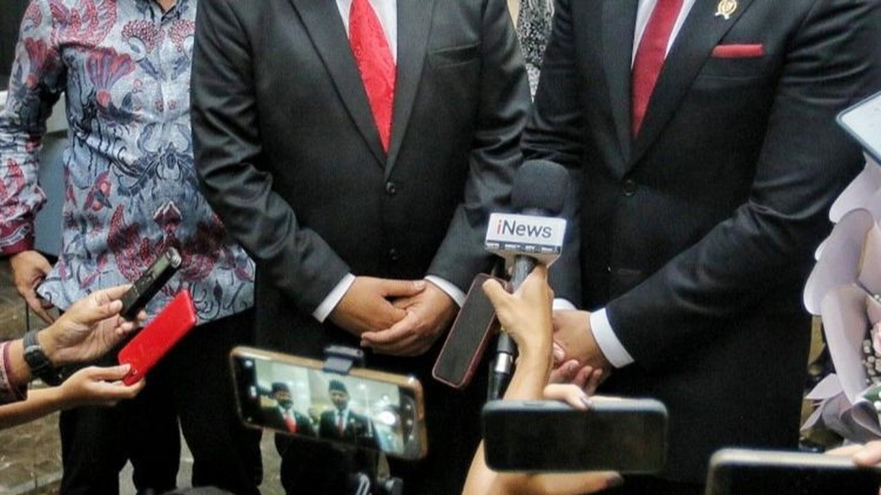 VIDEO: Gagah! AHY Hormat Disalami Jokowi & Prabowo Usai Dilantik Jadi Menteri ATR/BPN