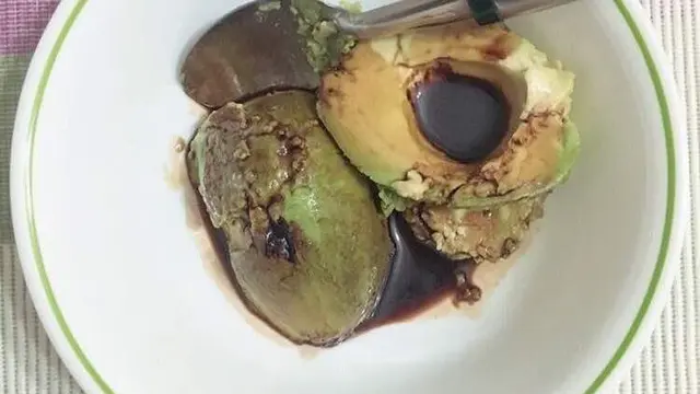 6 Menu Kombinasi Makanan Manis Ini Absurd Banget, Nyeleneh