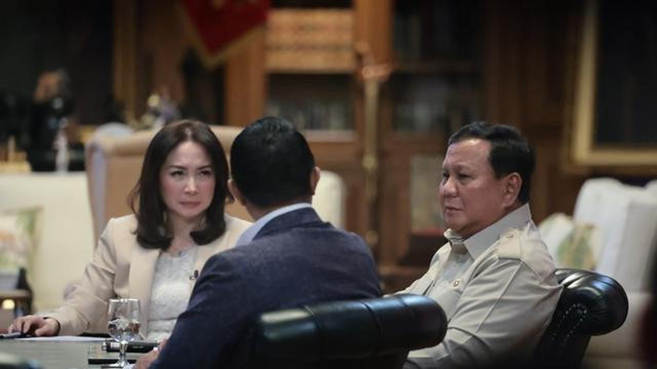 Prabowo Ingin Kendaraan Listrik Jadi Standar, Mobil Bensin untuk Orang Kaya