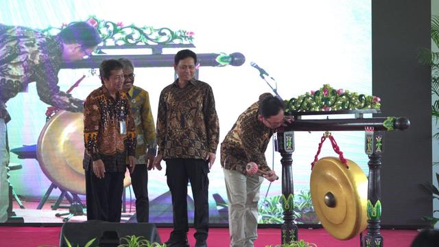 Tampilkan 139 Varietas Tanaman Pangan