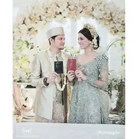 6 Momen Pernikahan Syamsir Alam dan Bunga Jelitha, Beri Maskawin 25 Gram Emas (sumber:Instagram.com/juna.perwira)