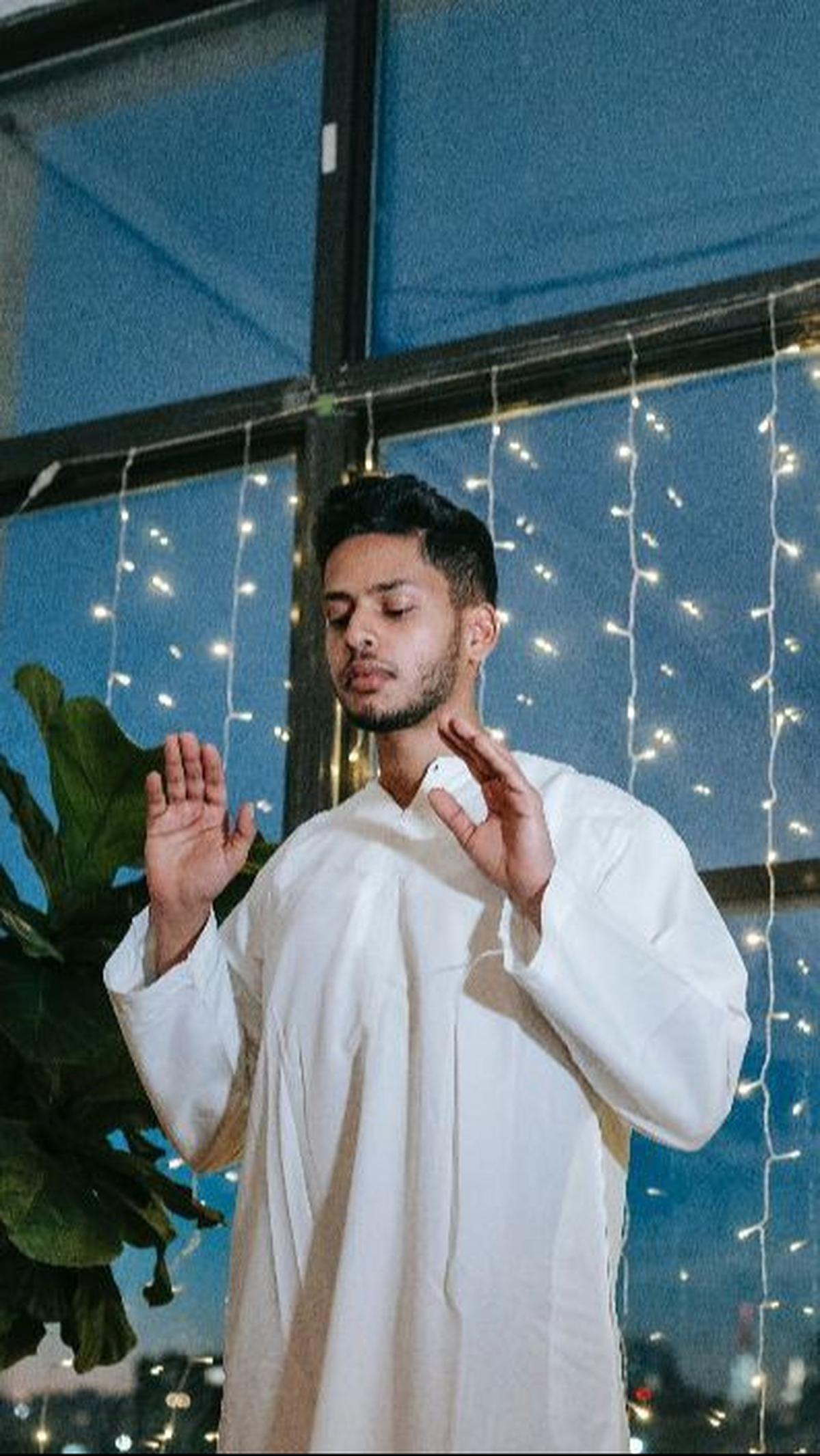 Dengan memperbanyak ibadah sholat sunnah Qiyamul lail selama bulan Ramadan, umat Muslim dapat mendekatkan diri kepada Allah SWT, membersihkan diri dari dosa-dosa, serta meraih berbagai keutamaan dan pahala yang besar.