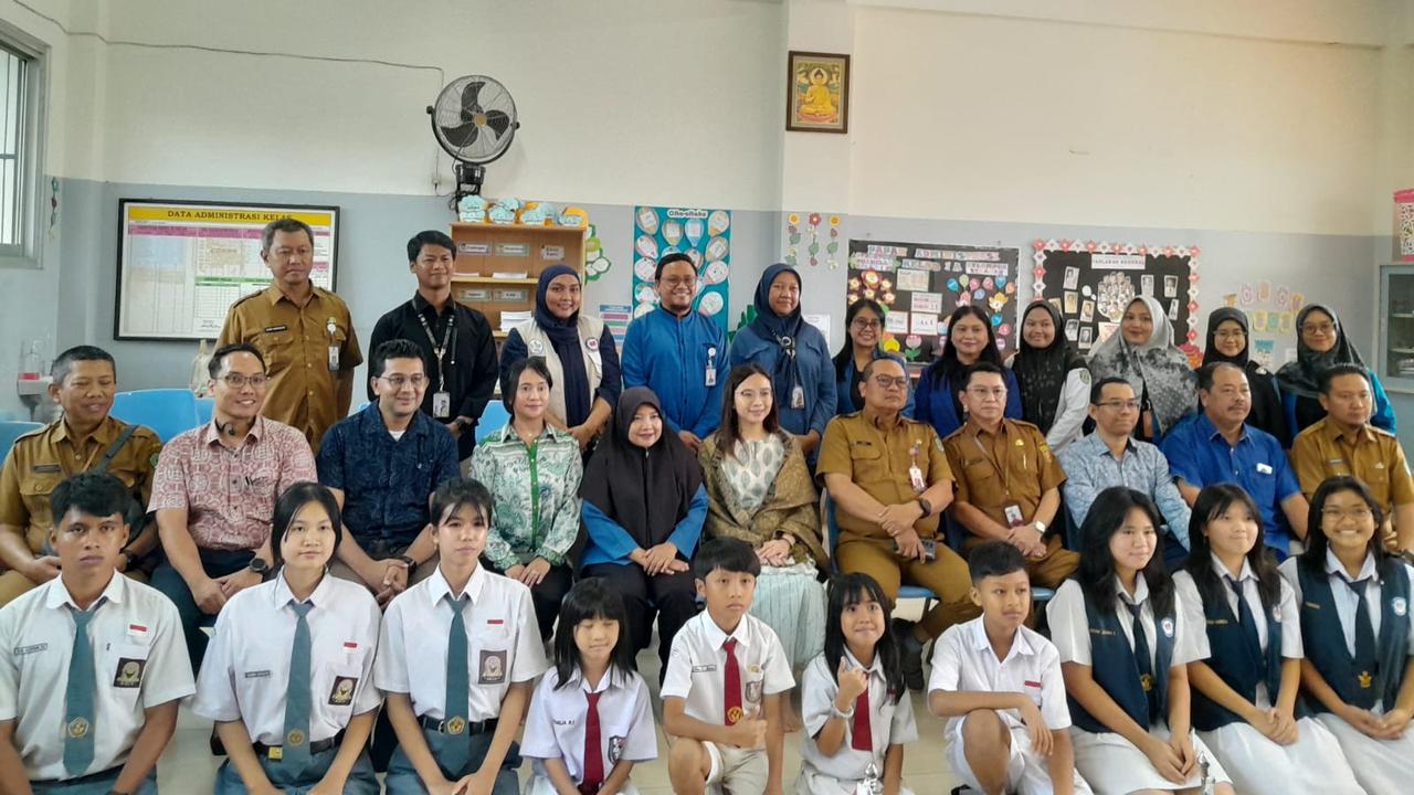 Siswa Sekolah Budi Bakti Samarinda telah mendapatkan vaksin dengue dosis pertama. Ini kisah mereka saat disuntik vaksin dengue.