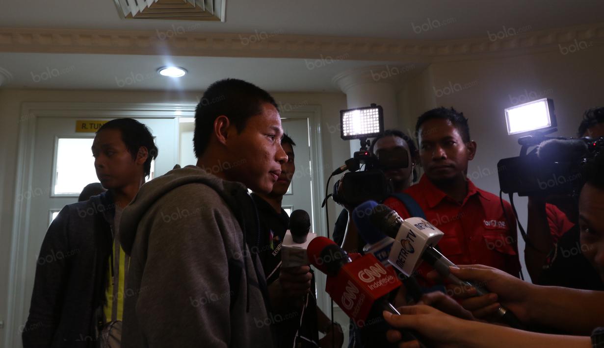 Evan Dimas Darmono melakukan trial selama kurang lebih empat bulan bersama klub Espanyol B  terhitung sejak February  2016 di Spanyol. (Bola.com/Nicklas Hanoatubun)