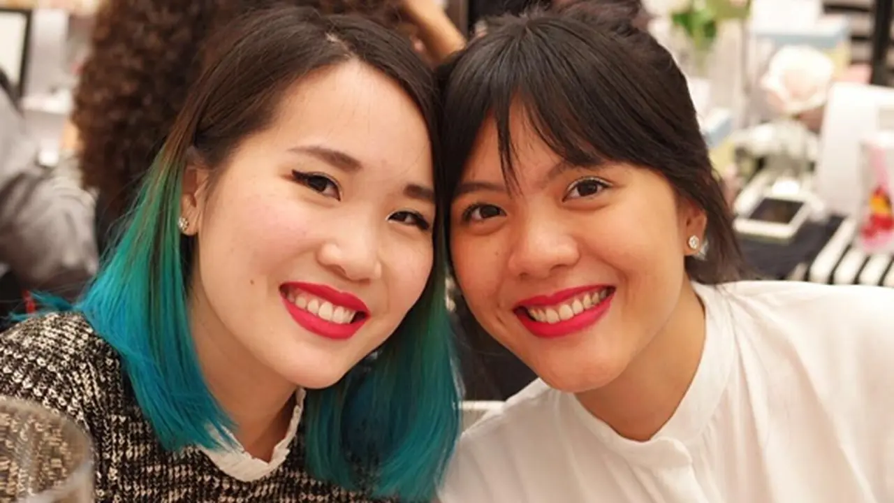 Carline dan Ria, founder Cotton Ink | Foto: copyright instagram.com/carlinedarjanto