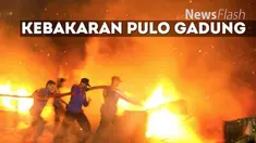  Kebakaran terjadi di Jalan Taruna RT 14 RW 03, Jati, Pulogadung, Jakarta Timur. Api yang membesar dinihari tadi membuat panik warga yang rata-rata sudah terlelap tidur.