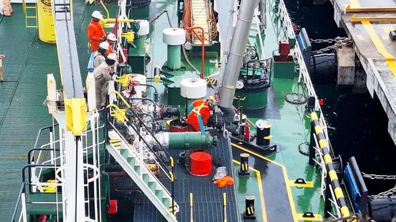 Cerita Kapal Pengangkut Minyak Gamsunoro, Arungi Samudera Menuju Terusan Panama