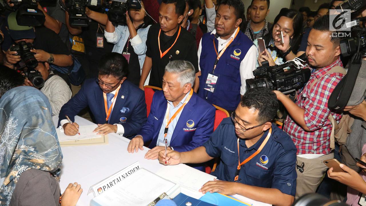 NasDem Daftarkan Caleg ke KPU