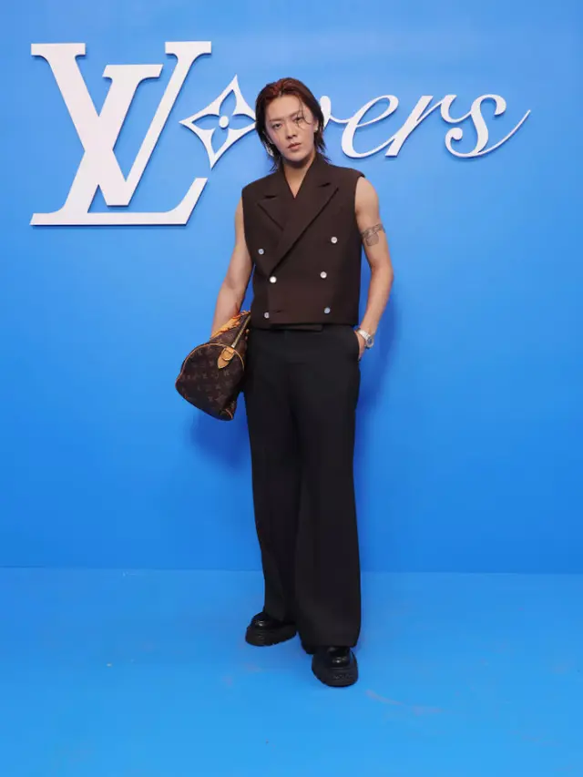 Adu Maskulin Gong Yoo, Jackson Wang, dan Yuta NCT127 di Show Louis Vuitton Men's Spring/Summer 2025, Penuh Visual Mematikan