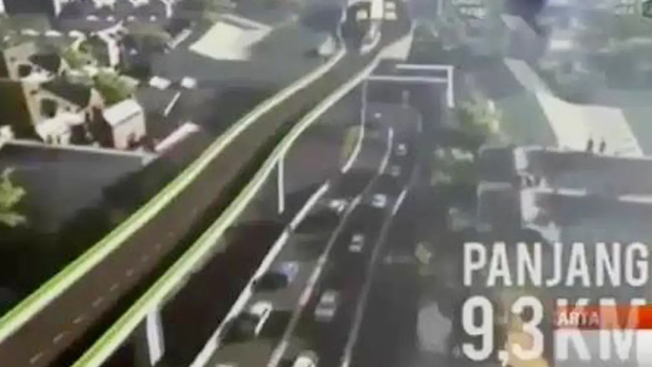 Transjakarta Butuh Sopir Handal Menyetir di Ketinggian 23 Meter