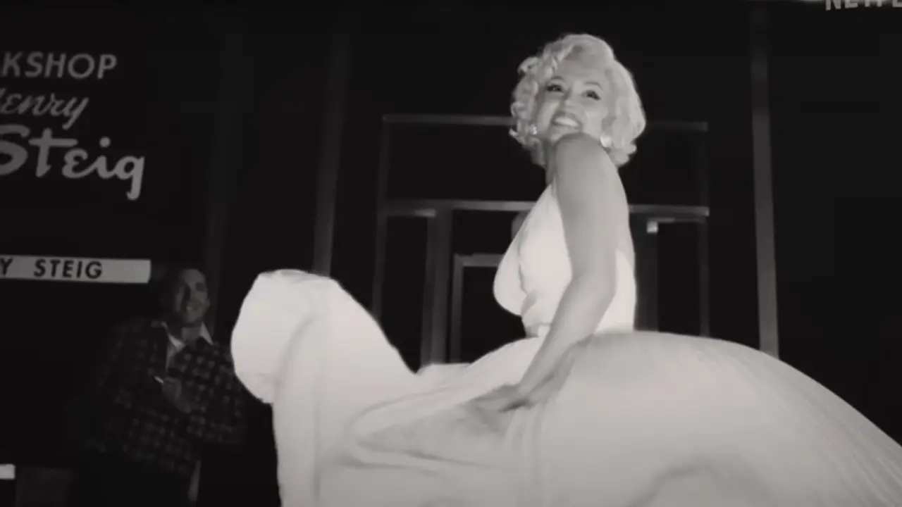 Ana de Armas sebagai Marilyn Monroe di teaser film Blonde. (Netflix)