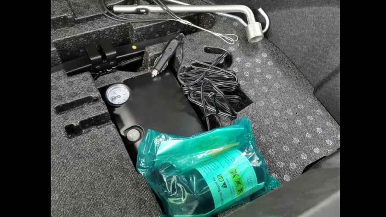 Tak Ada Ban Serep, Daihatsu Copen Punya Penangkal Ban Bocor