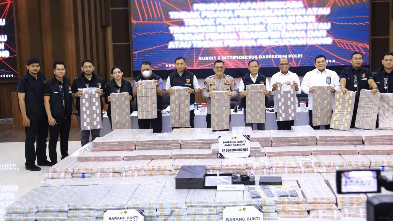 VIDEO: Modus Pembobol Rekening Nganggur Gasak Rp204 M Dalam 17 Menit, Ngaku Satgas Perampasan Aset