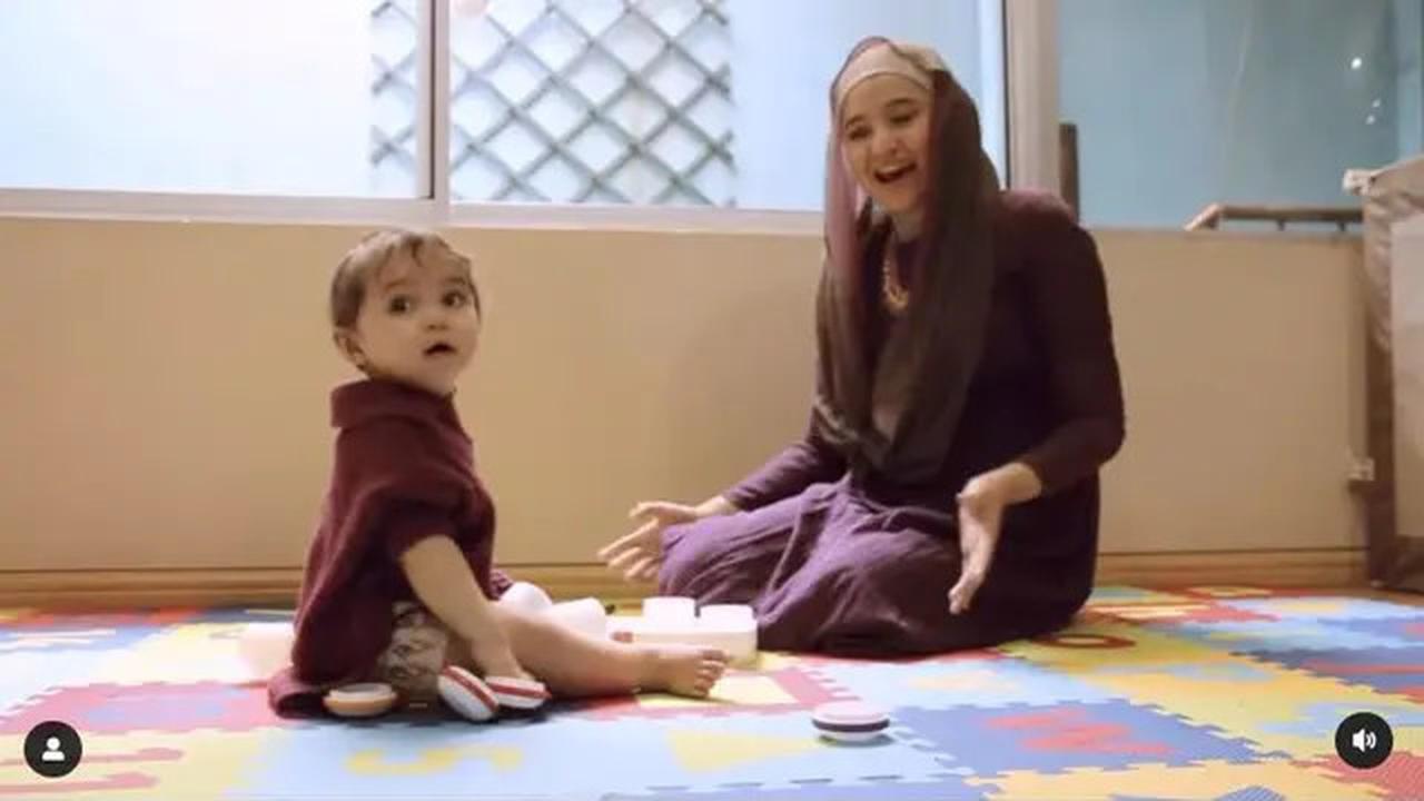 6 Potret Lawas Marshanda dan Sienna Saat Masih Bayi, Bagi Tips Parenting Inspiratif