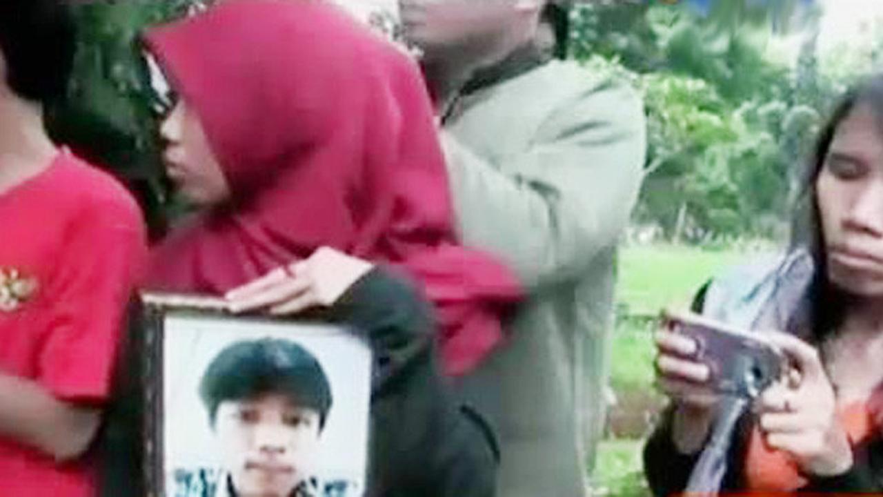 Fikri, Korban Tewas Tawuran Manggarai di Kebumikan 