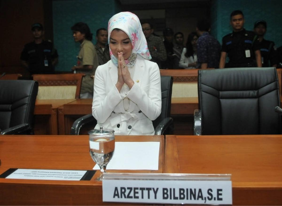 Gaya santai Arzetty jalani sidang etik MKD