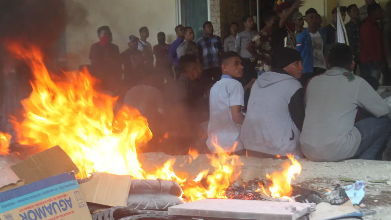Demo Mahasiswa NTT Ricuh