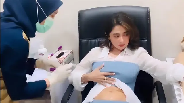 Dewi Perssik Bekukan Sel Telur