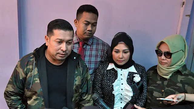 [Bintang] Istri Vicky Prasetyo