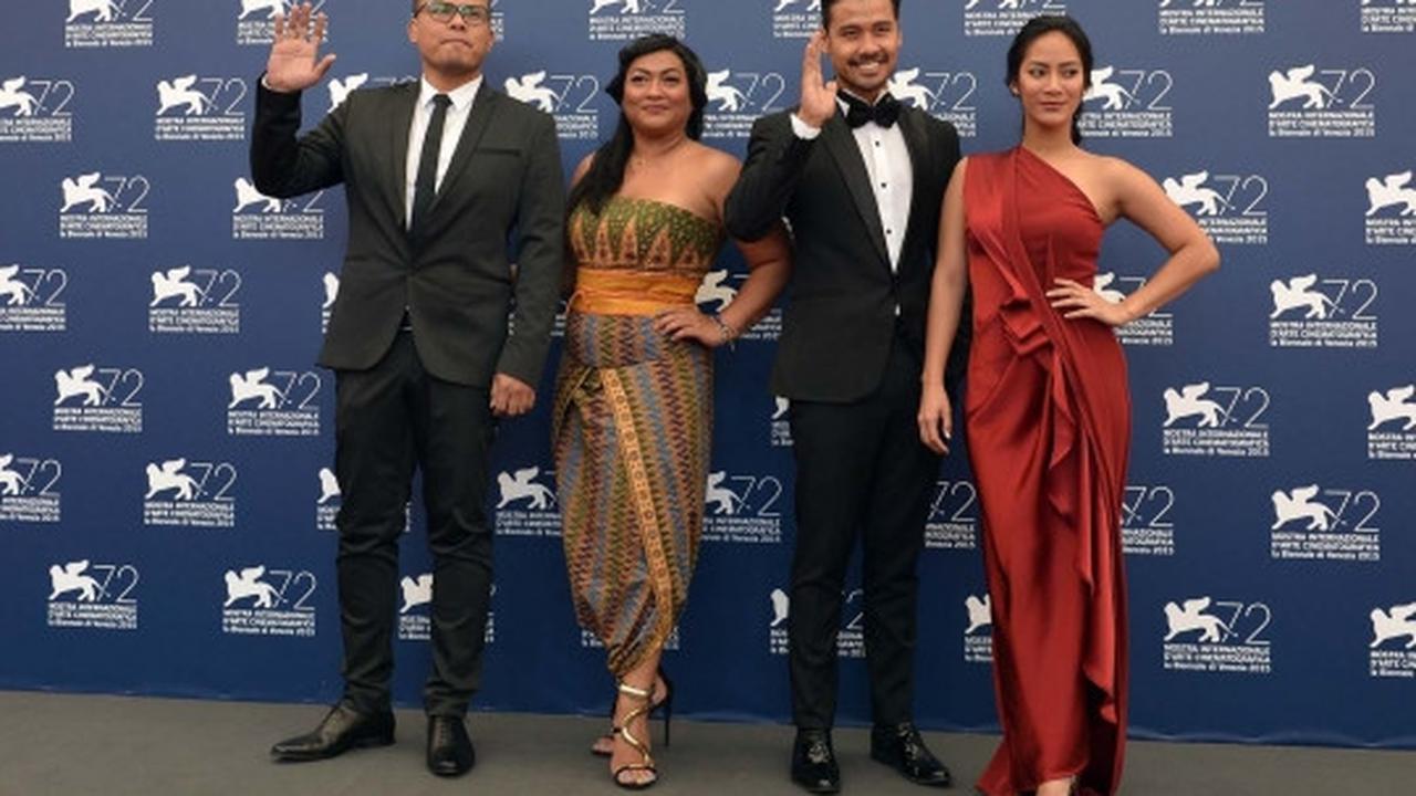 Semringah Chicco Jerikho dan Tara Basro di Festival Film Venice