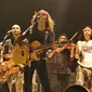 Konser perayaan hari ulang tahun ke-34 Slank di Jakarta, Selasa (26/12/2017).  (Liputan6.com/Herman Zakharia)