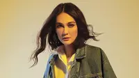 Seleb blasteran ini punya hairstyle yang kece parah. (Sumber foto: lunamaya/instagram)