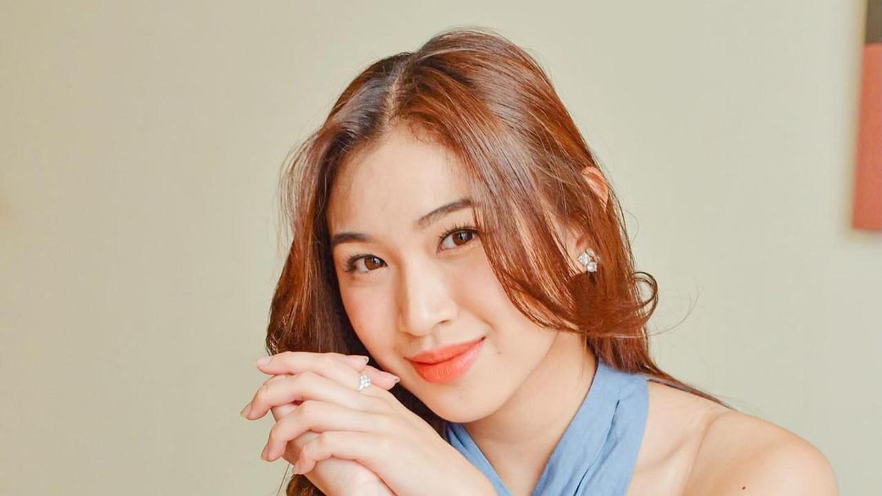 Potret Shani Eks JKT48 jadi Bridesmaid yang Mencuri Perhatian