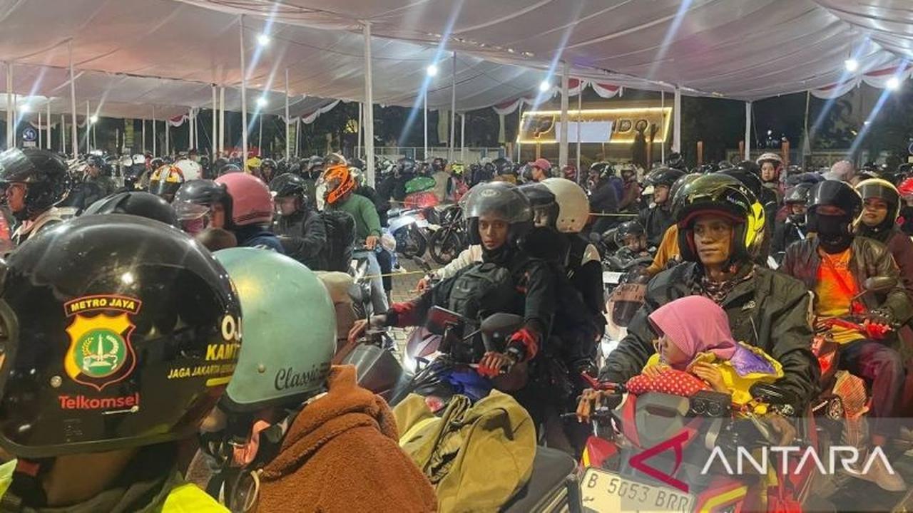 Puncak Arus Mudik Ciwandan: Ribuan Pemudik Motor Banjiri Pelabuhan Alternatif