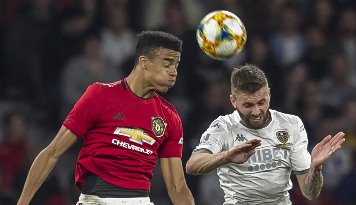 Meski Greenwood memiliki kehebatan di kedua kaki, pemain berusia 18 tahun ini mengakui memiliki kekurangan dalam mencetak gol melalui sundulan kepala. (AFP/Tony Ashby)