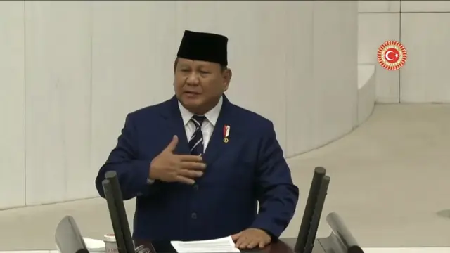 Presiden Prabowo Subianto berpidato di hadapan jajaran pimpinan dan anggota Majelis Agung Nasional Turki di Gedung Parlemen Turki, Ankara, Turki, Kamis (10/4/2025). (YouTube TBMM)