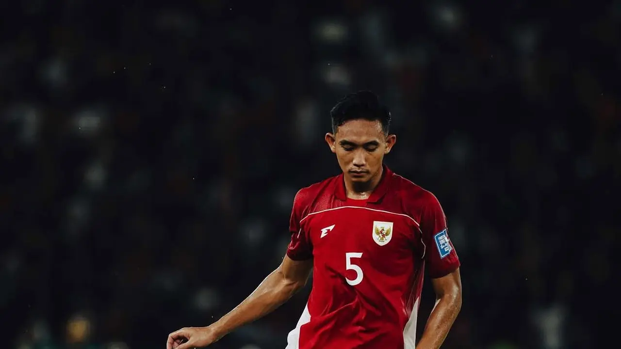 Rizki Ridho Andalkan Mizuno Morelia IV Beta Elite di Lapangan