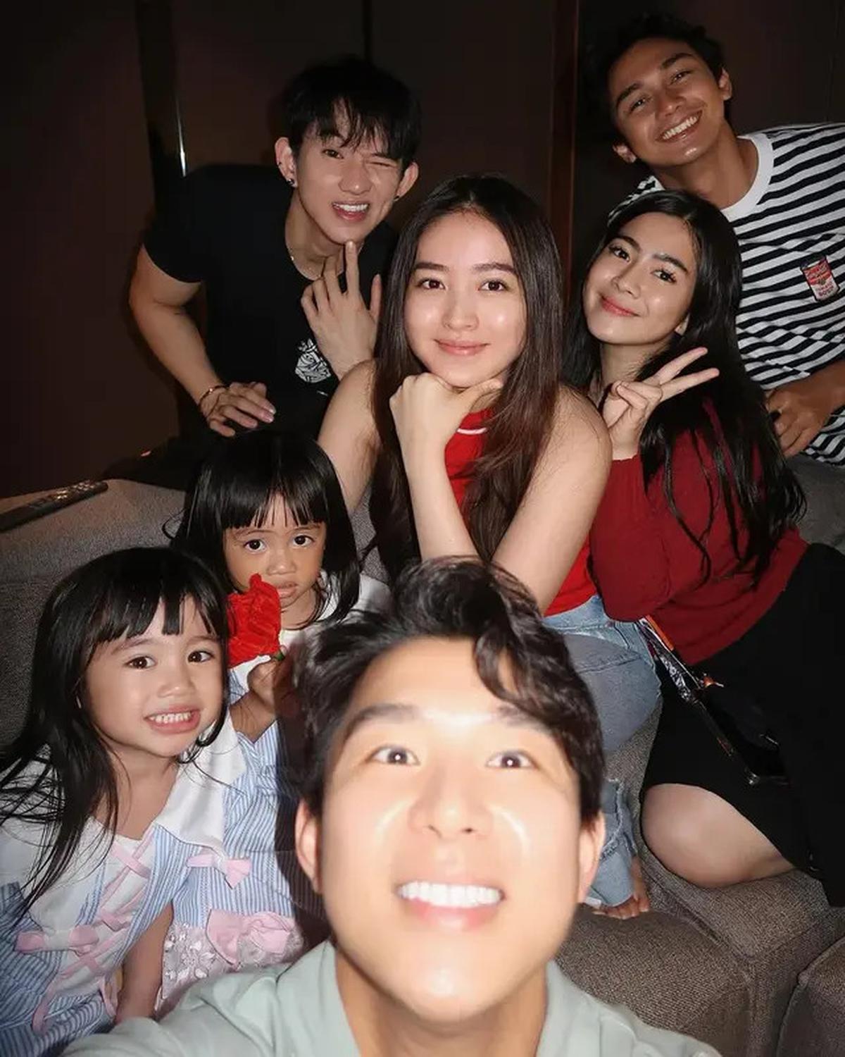 6 Potret Temu Kangen Natasha Wilona dan Felicya Angelista, 9 Tahun Bersahabat Tak Berubah