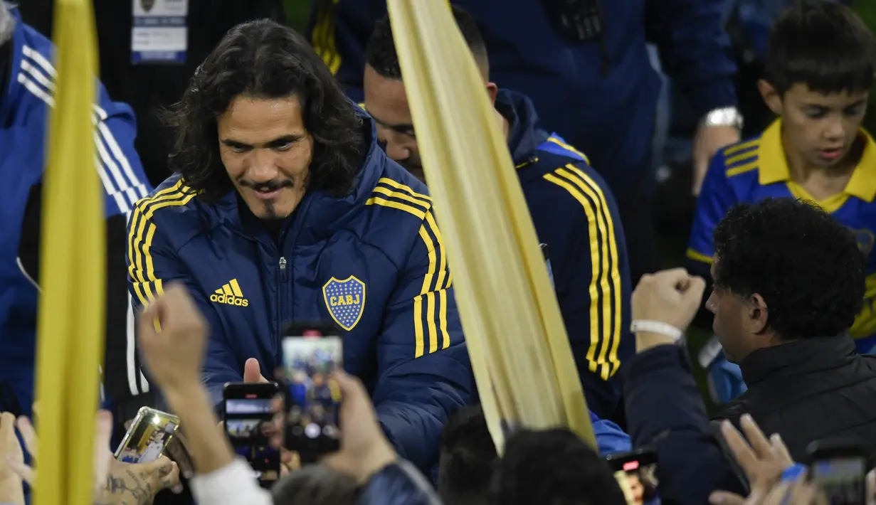 Cavani telah bergabung dengan Boca Juniors menyusul pemutusan kontraknya dengan klub La Liga Valencia. (AP Photo/Gustavo Garello)