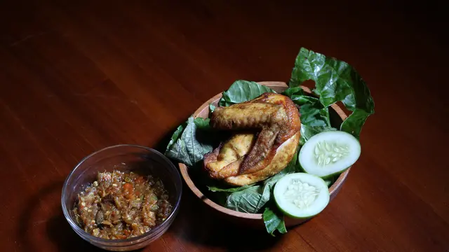 ayam goreng