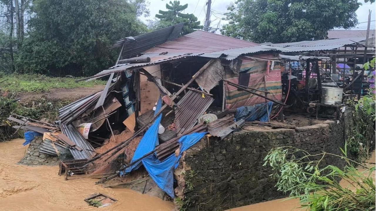 Padang Sidempuan Sumut Luluh Lantak Diterjang Banjir Bandang, Seluruh Kecamatan Terendam