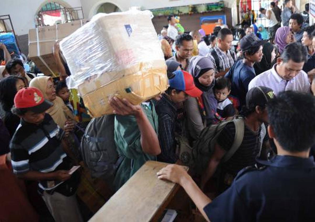 H-10 jelang Lebaran, Stasiun Senen mulai dipadati pemudik