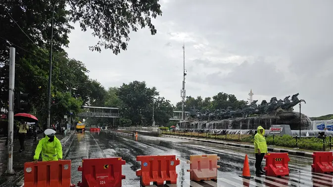 Gelap Gulita di Patung Kuda: BEM SI Gelar Aksi Indonesia Gelap