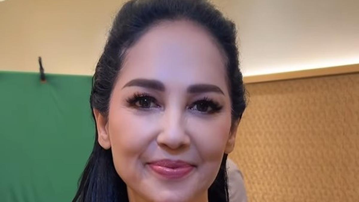 Potret Terbaru Meriam Bellina yang Cantik Awet Muda di Usia 60 Tahun