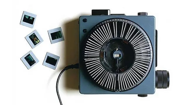 Slide projector