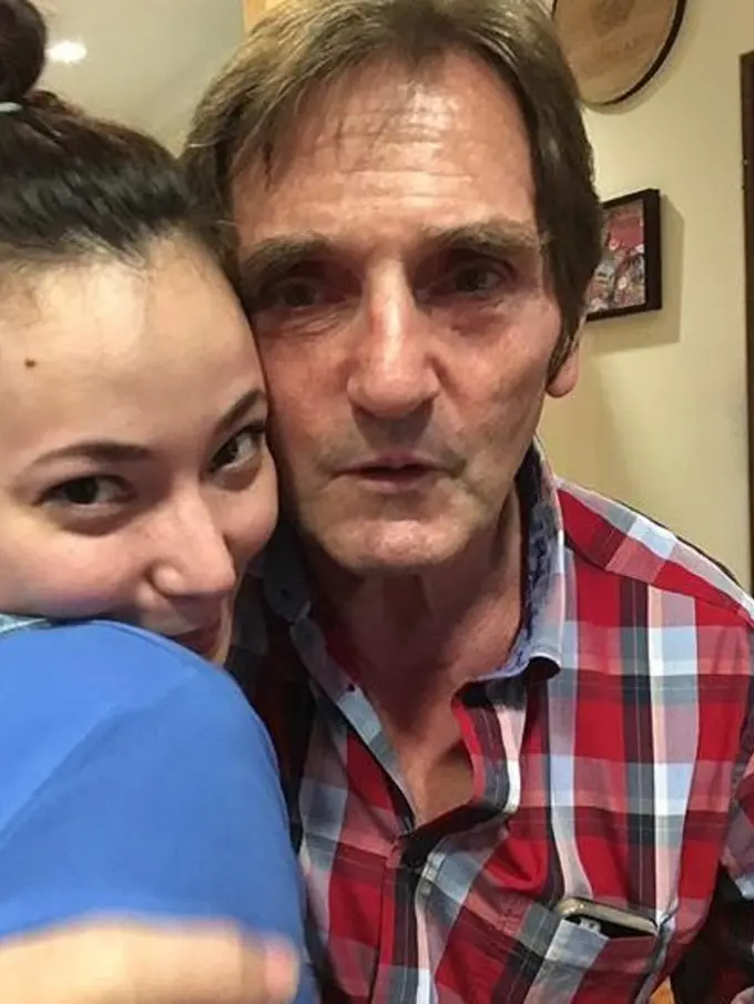 Asmirandah dan ayahnya, Anton Zantman