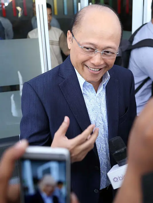 Mario juga menjelaskan bahwa, setelah ulangtahun ke-17 Mario bertemu dengan Ario. Saat itu ia menolak menggunakan nama Ario. Bahkan ia lebih memilih menggunakan nama Kiswinar. Entah kenapa sekarang dengan nama Ario Kiswinar Teguh.(Nurwahyunan/Bintang.com)