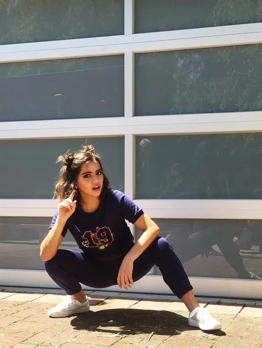 Dora The Explorer sendiri memang akan dibuat live actionnya. Jad, siapa sih sosok Isabela Moner ini? (instagram/isabelamoner)