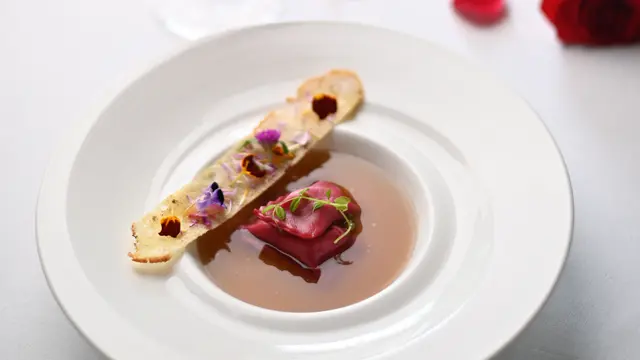 Hari Valentine di ROSSO Shangri-La Jakarta