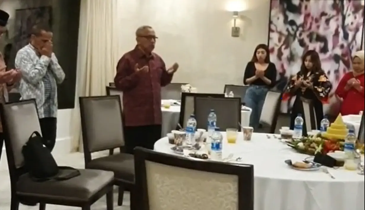 Syukuran Baby Izz (Instagram/aprilidadamirie)