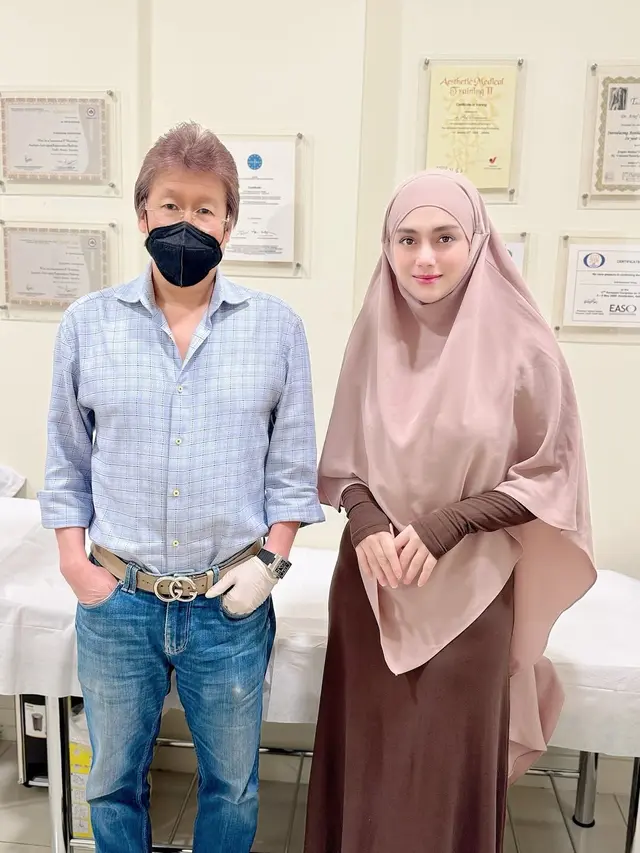 Model Hijab Celine Evangelista yang Bikin Pangling/Instagram @celine.evangelista