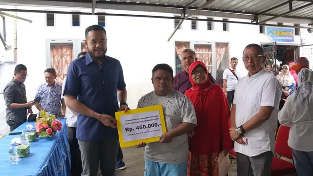 Pemko Padang Panjang Salurkan BLT BBM Senilai Rp5 Miliar