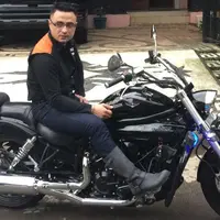 Aktor tampan ini ditangkap di kediamannya yang berlokasi di Grand Wisata, Bekasi, Jawa Barat, dengan barang bukti berupa sabu seberat 0,66 gram. Hal ini dituturkan oleh mantan kepala BNN Brigjen Pol (purn) Siswandi. (Instagram/rizaldjibran_)