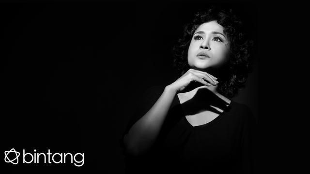 [Bintang] Ria Irawan a1