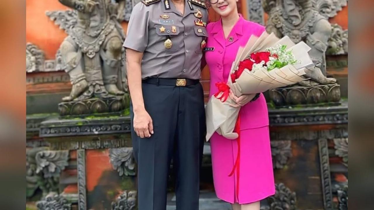 Potret Uut Permatasari Dampingi Suami yang Jadi Abdi Negara, Kini Punya Pangkat Kombes Pol